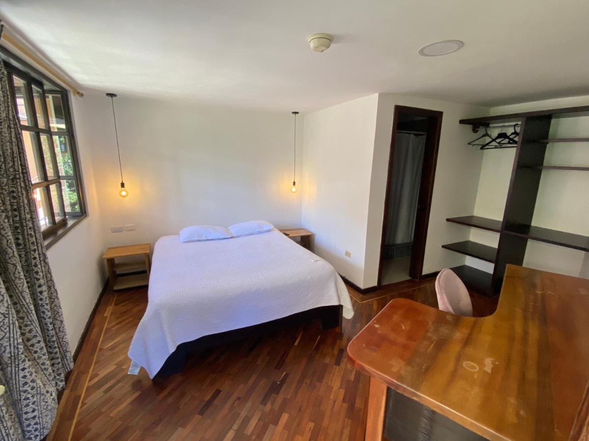 Hostal Alcala กีโต ภายนอก รูปภาพ