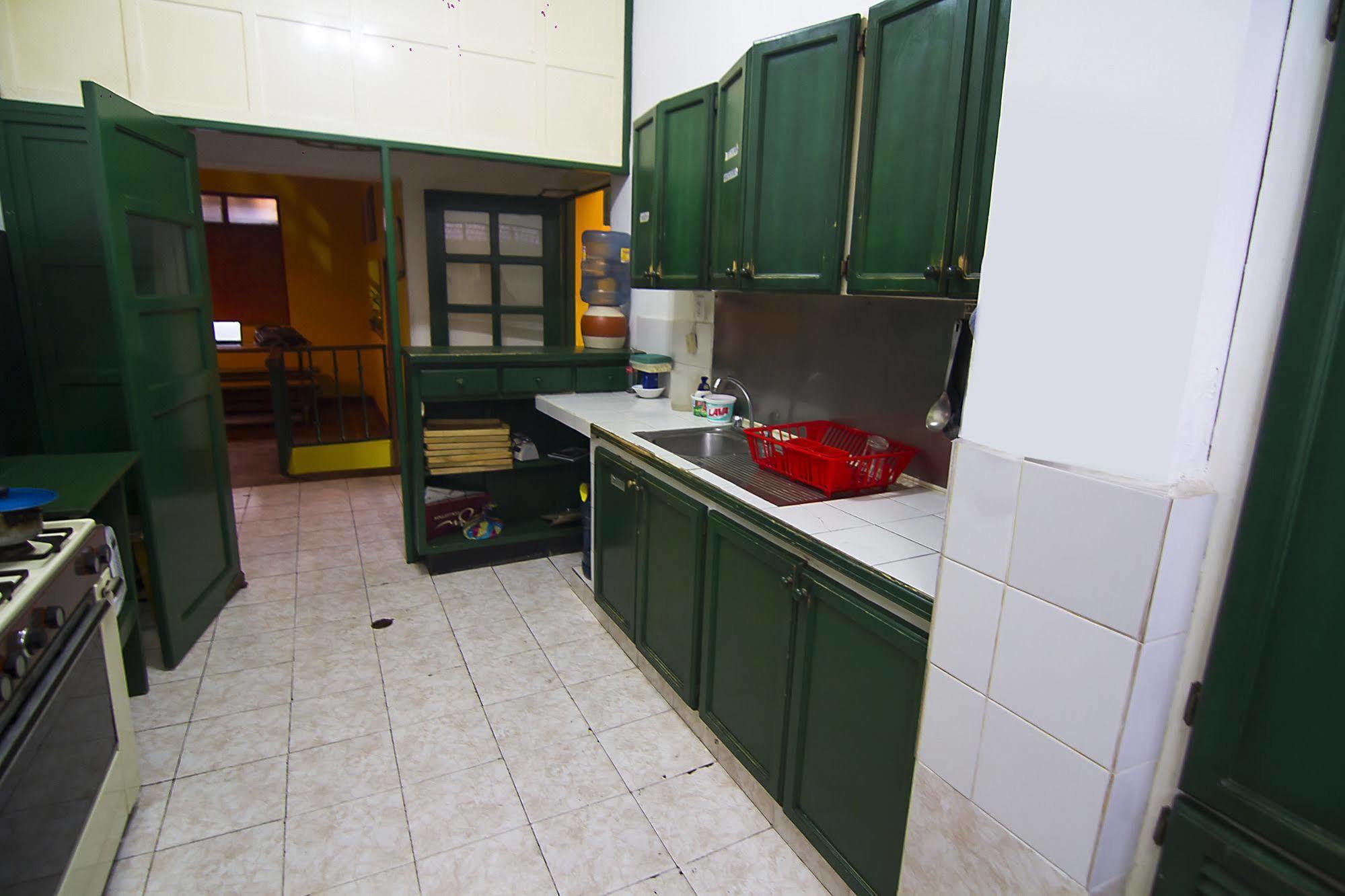 Hostal Alcala กีโต ภายนอก รูปภาพ
