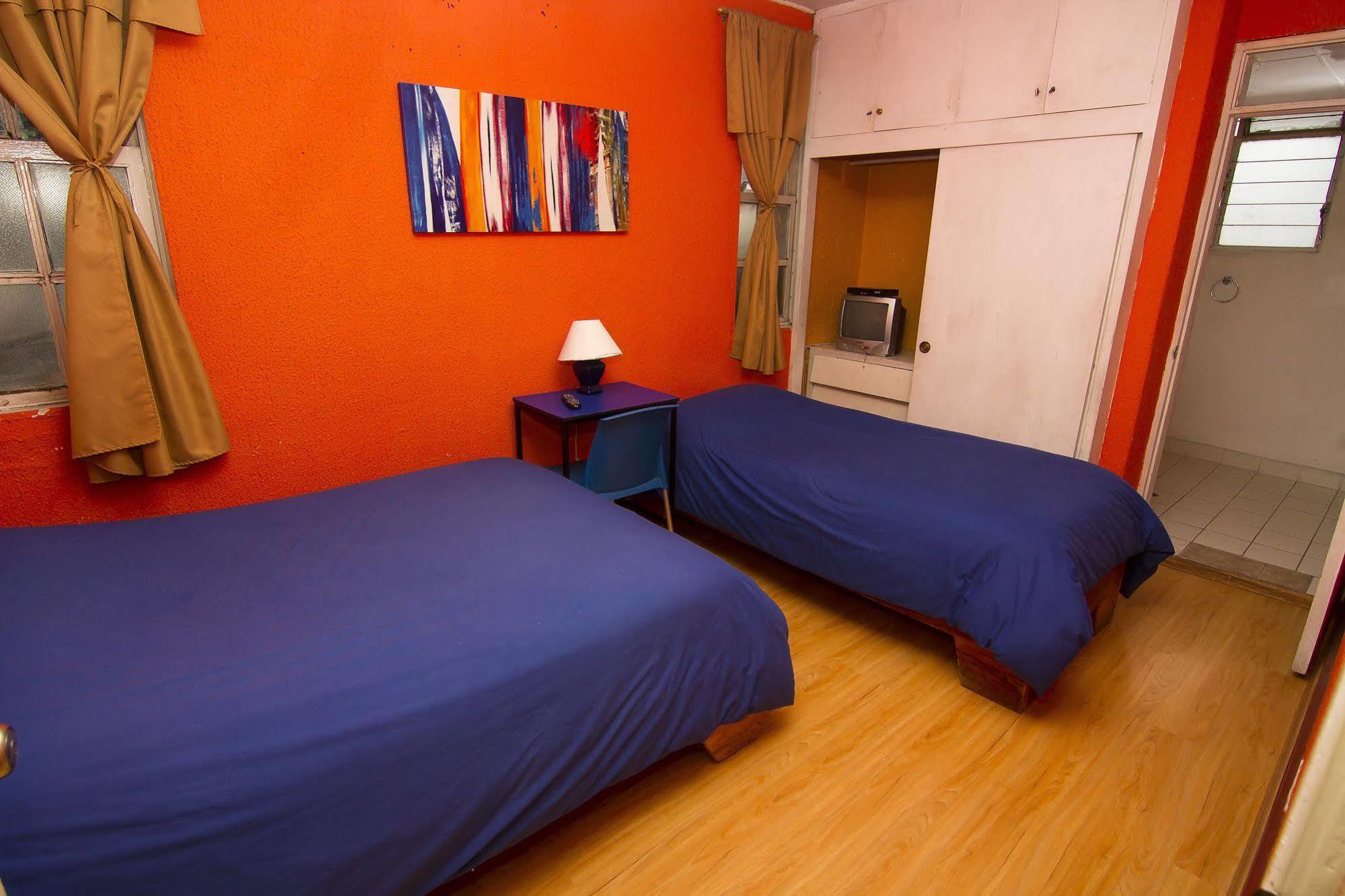 Hostal Alcala กีโต ภายนอก รูปภาพ